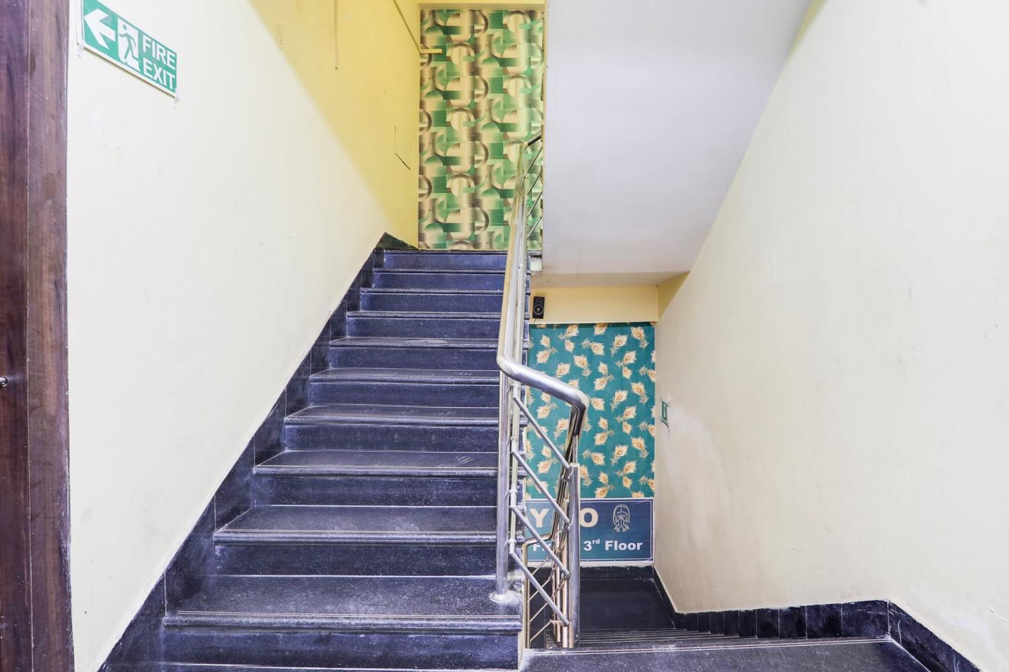 Super Hotel O Janki Path Lekha Nagar Danapur Buitenkant foto
